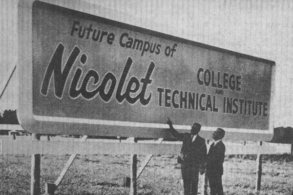 Nicolet College sign marking the start of the college