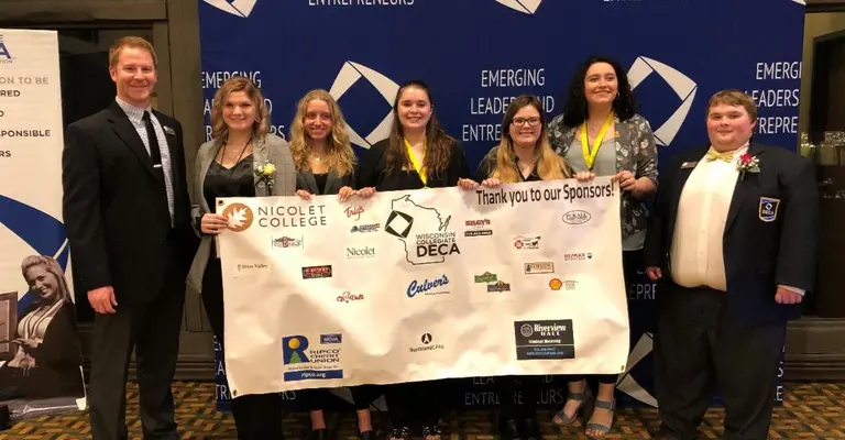 DECA club photo at competition