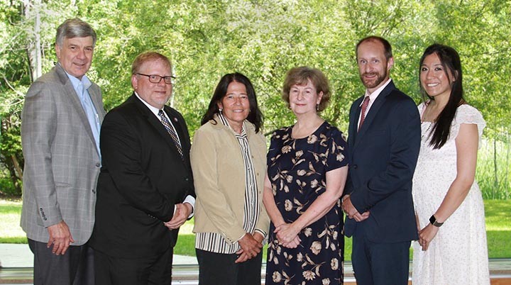 New Board of Trustees Members with President