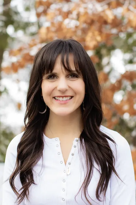 Miriah Mannikko Headshot